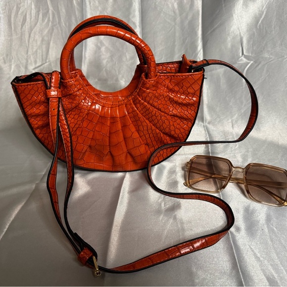 Croc-Embossed Orange Handbag - Picture 9 of 9